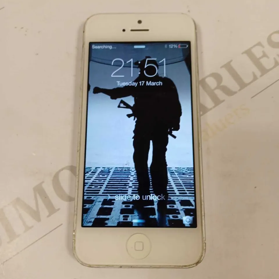 APPLE IPHONE 5 (A1429) 
