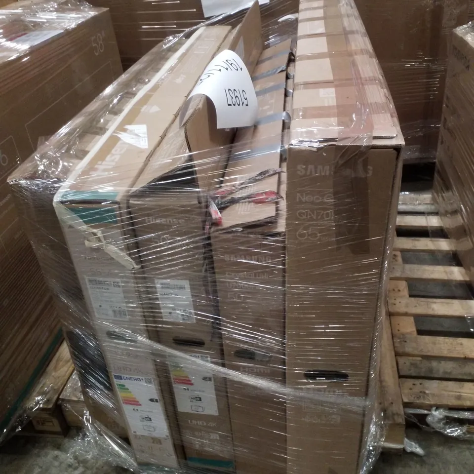 PALLET CONTAINING 5 ASSORTED DAMAGED TVS