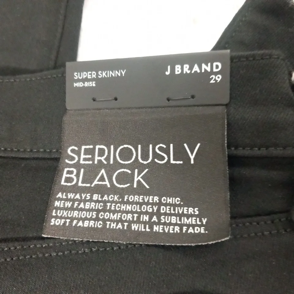 J BRAND SUPER SKINNY MID-RISE SERIOUSLY BLACK JEANS SIZE 29