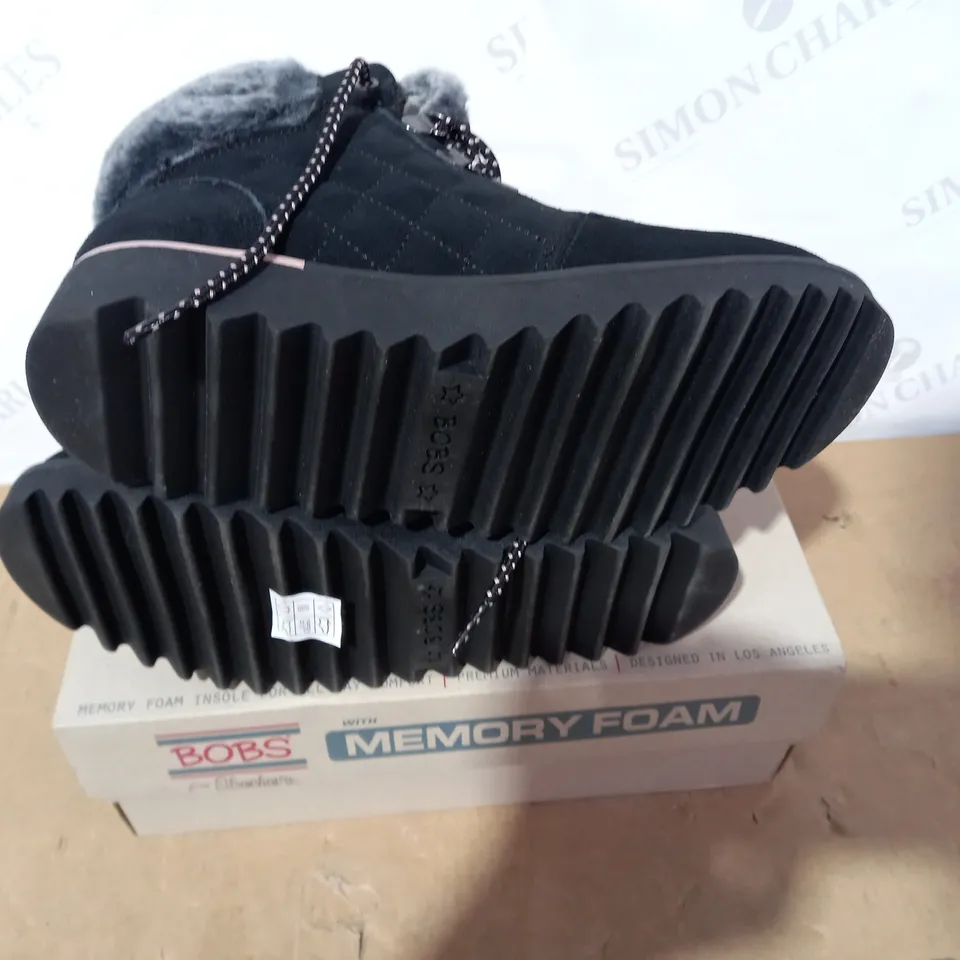 BOXED PAIR OF BOBS BY SKECHERS BLACK BOOTS - SIZE 4