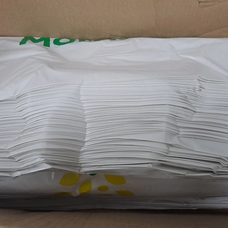 BOX OF APPROXIMATELY 450 MORRISONS CONVENIENCE STORE CARRIER BAGS
