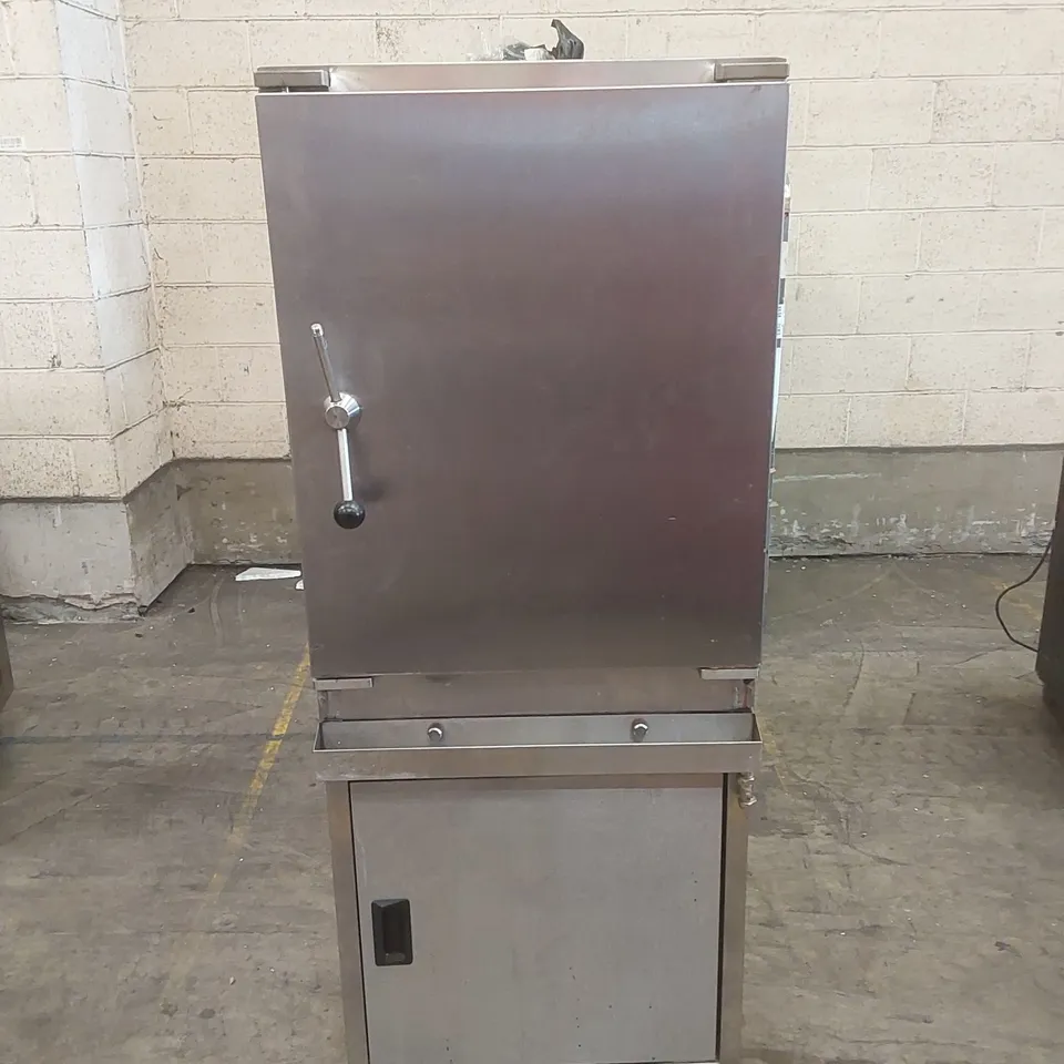 LINCAT COMMERCIAL STEAM OVEN