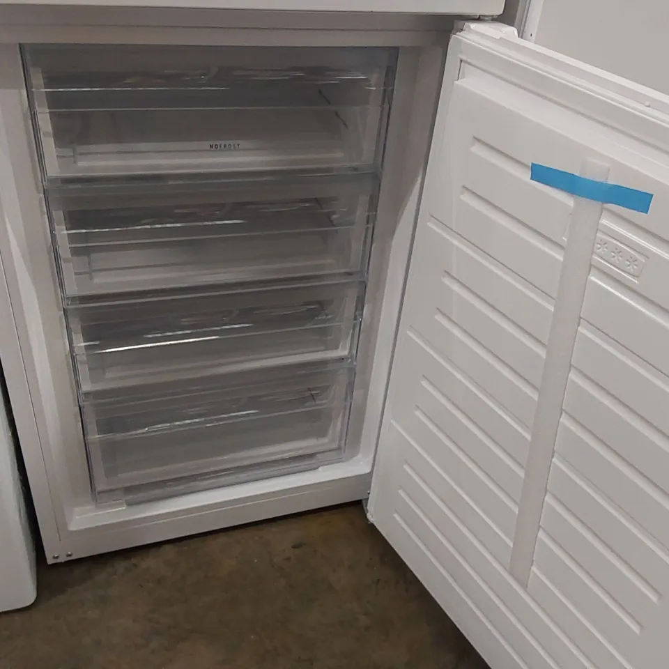 ZANUSSI ZNME31FW0 FREESTANDING FRIDGE FREEZER, TWINTECH NO FROST TECHNOLOGY, 209 LITRE COOLING CAPACITY, 50/50 SPLIT, REVERSIBLE DOOR, 186CM WHITE - UNPROCESSED RETURN 