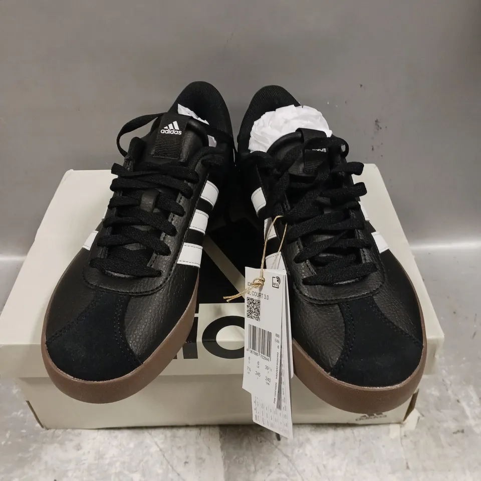 BOXED PAIR OF ADIDAS VL COURT 3.0 TRAINERS - 6