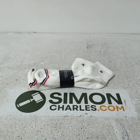 TOMMY HIFILGER SET OF 3 WHITE ONE SIZE SOCKS