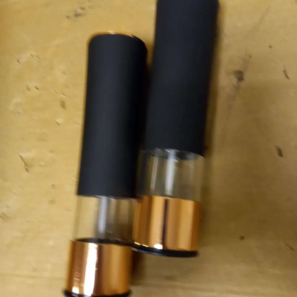 TOWER ELECTRIC SALT AND PEPPER MILL 