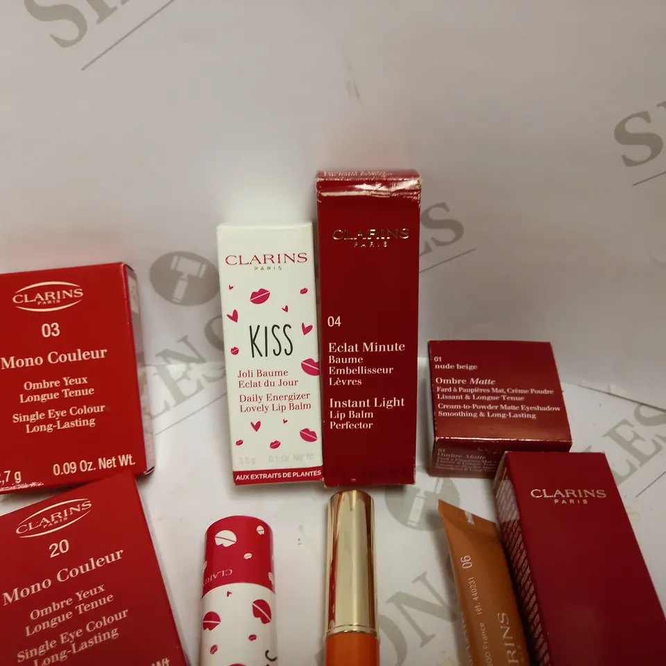 LOT OF APPROX 6 TO INCLUDE CLARINS LIB BALM , CLARINS MATTE EYESHADOW , ETC