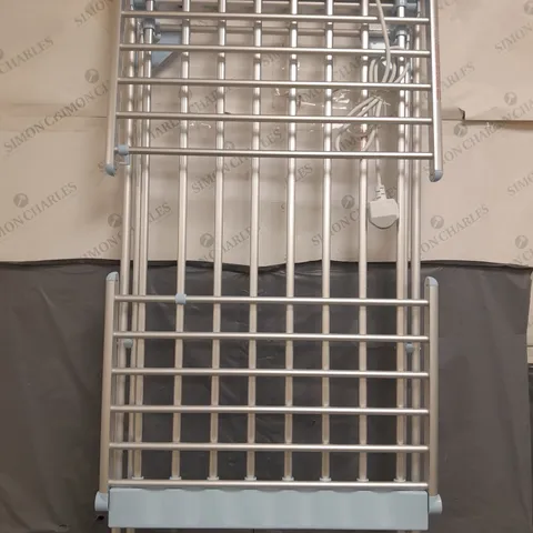 BOXED HEATED DRYING RACK 