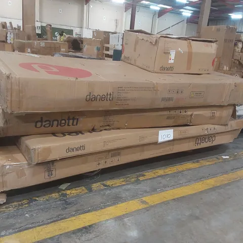 PALLET CONTAINING A LARGE QUANTITY OF ASSORTED DANETTI FURNITURE PARTS