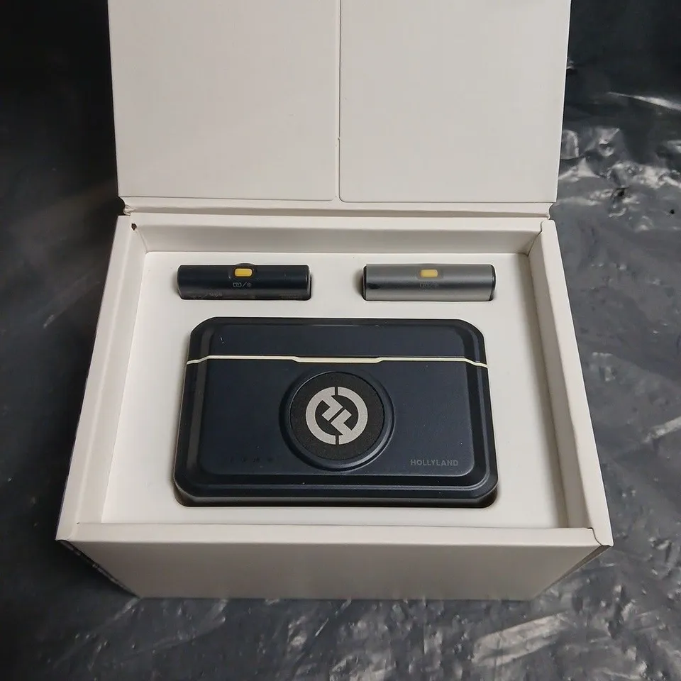 BOXED HOLLYLAND LARK M2 WIRELESS LAVALIER MICROPHONE 