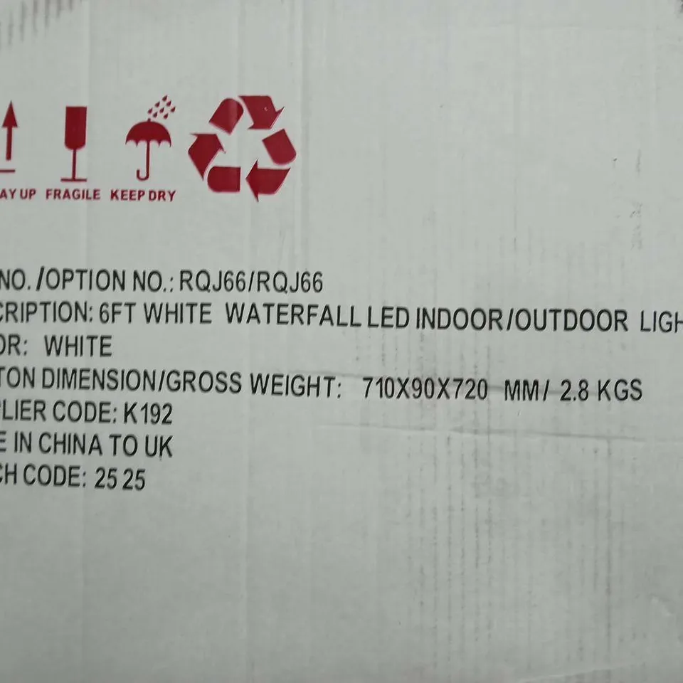 6FT WHITE WATERFALL LED INDOOR/OUTDOOR LIGHT – CIRCULAR FRAME (BOXED)