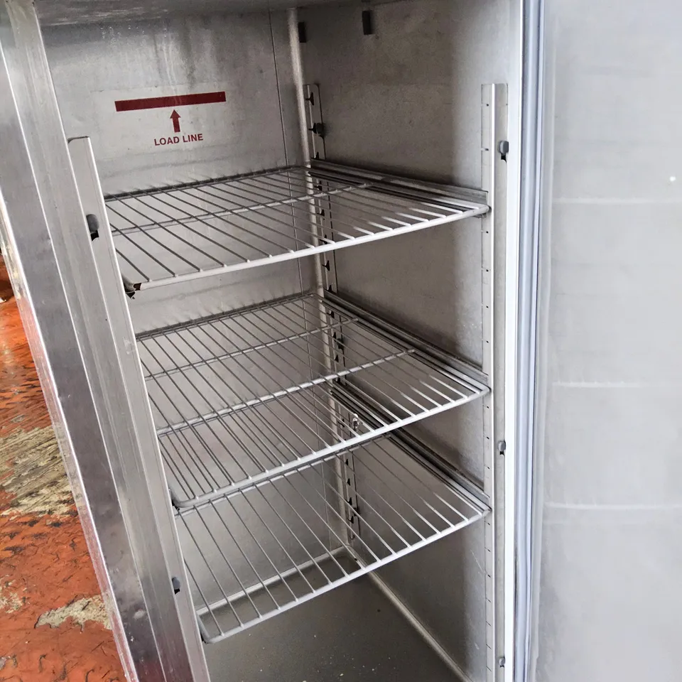 WILLIAMS UPRIGHT FREEZER Model LJISA