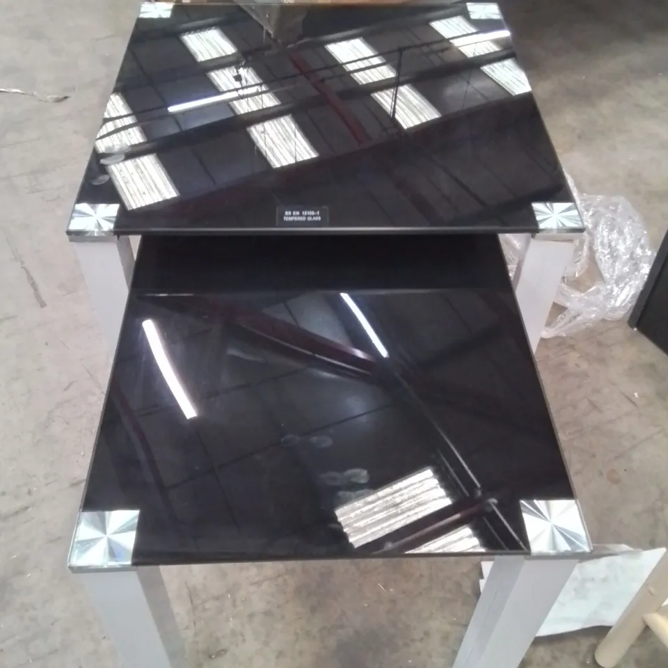 STYLISH NEST OF 2 BLACK GLASS COFFEE TABLES