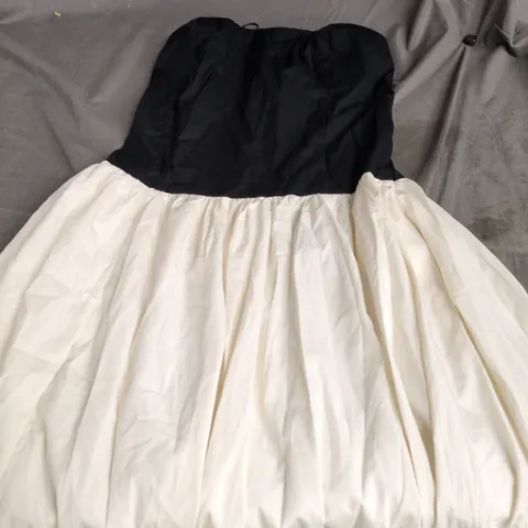 ABERCROMBIE & FITCH LADIES STRAPLESS DRESS BLACK AND CREAM SIZE MEDIUM