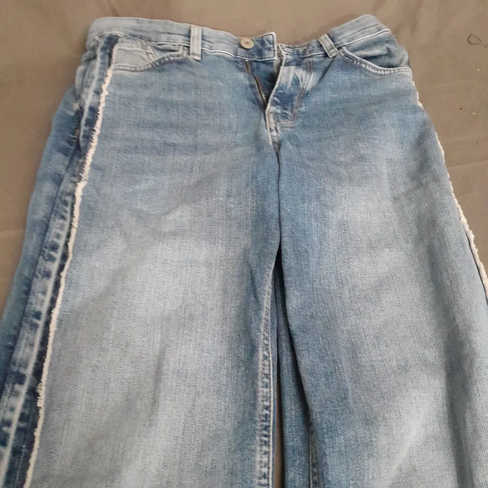 M&S BOYFRIEND DENIM JEANS - SIZE 8 SHORT 