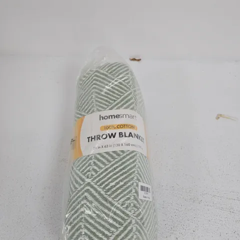 HOMESMART 100% COTTON THROW BLANKET - GREY CHEVRON - 51 X 63 IN (130 X 160 CM) BOX OF 5