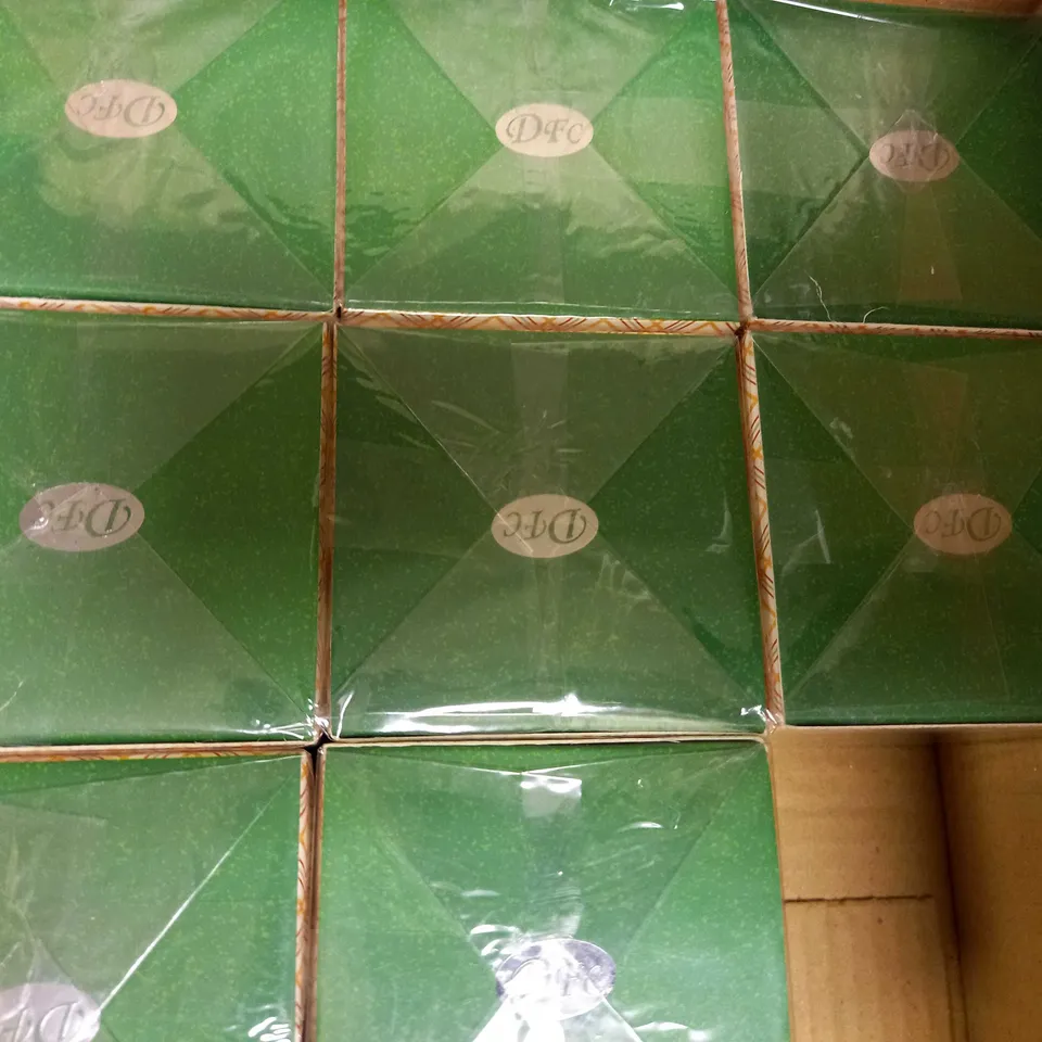 LOT OF 10 BUZZ BERRY NORTH END EDT 100ML
