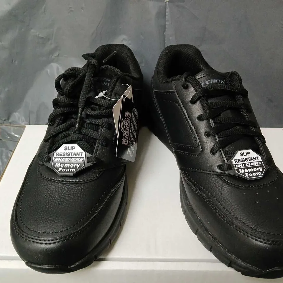 SKECHERS SLIP RESISTANT TRAINERS IN BLACK - UK 4.5