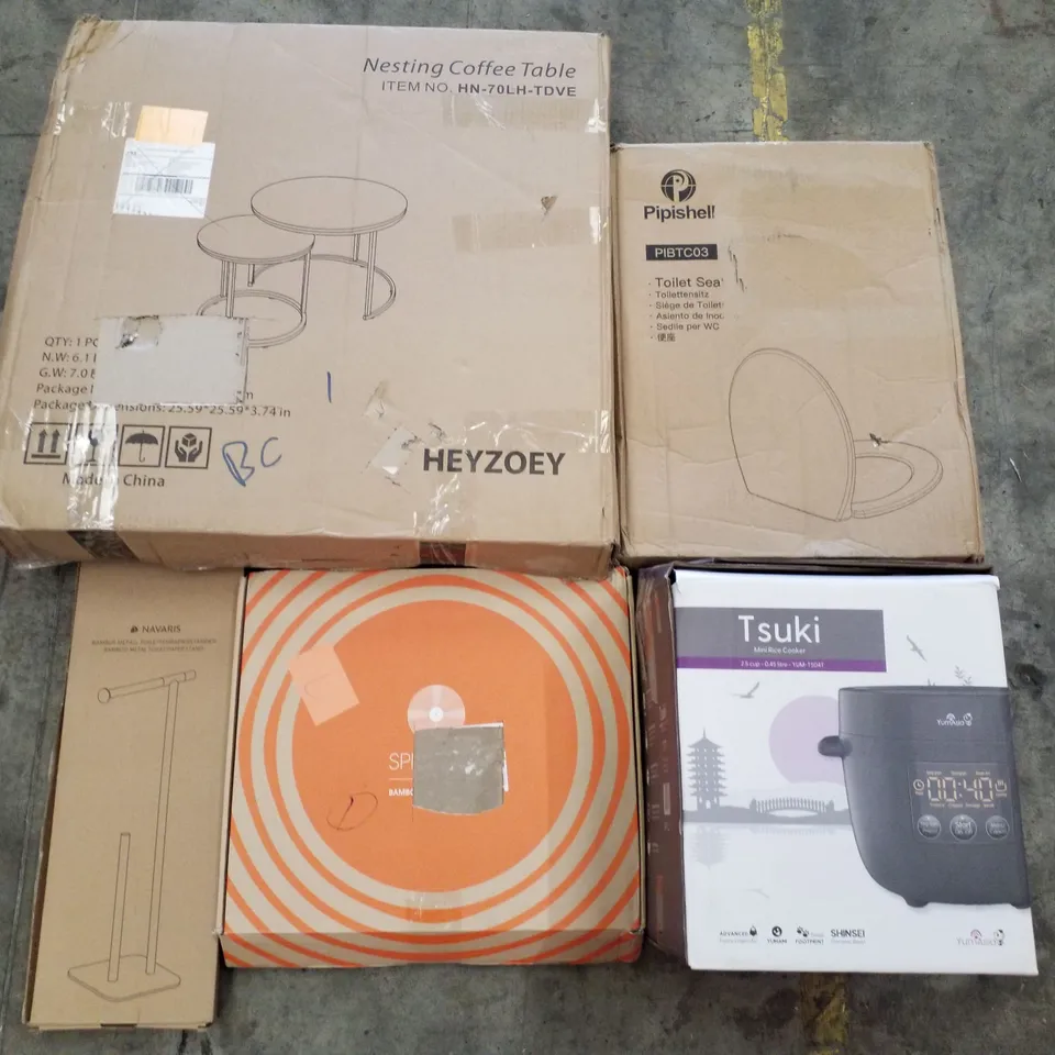 PALLET OF ASSORTED PRODUCTS INCLUDING MINI RICE COOKER, TOILET SEAT, NESTING COFFEE TABLE, BAMBOO METAL TOILET PAPER STAND
