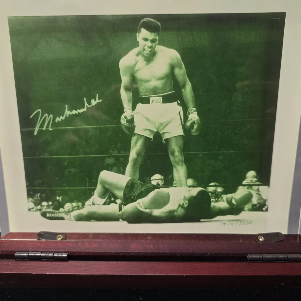THE GREATEST MUHAMMAD ALI LIMITED EDITION COLLECTORS WATCH SET 1436/7500