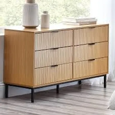 BOXED JULIAN BOWEN SIA 6 DRAWER CHEST - NATURAL (1 BOX)
