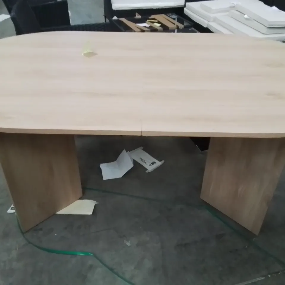 OVAL EXTENDABLE OAK EFFECT DINING TABLE