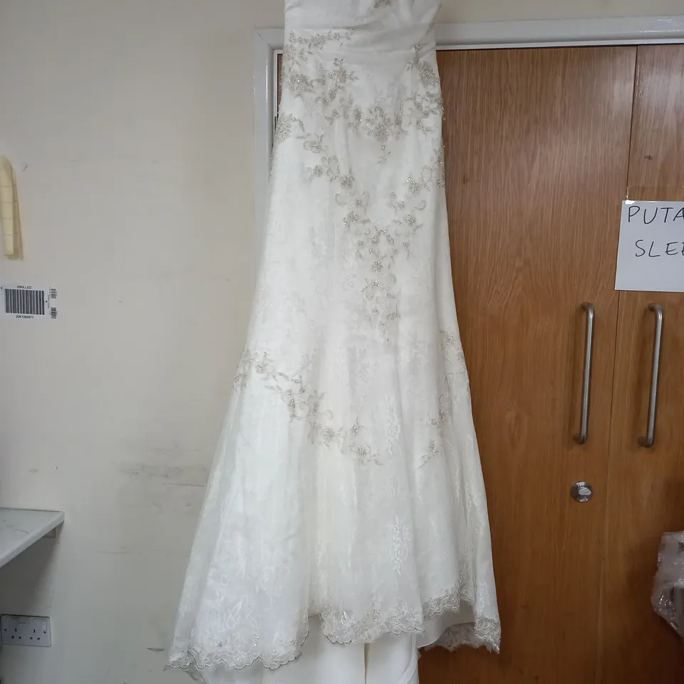 SASHA PEREZ CREAM WEDDING DRESS - SIZE 14