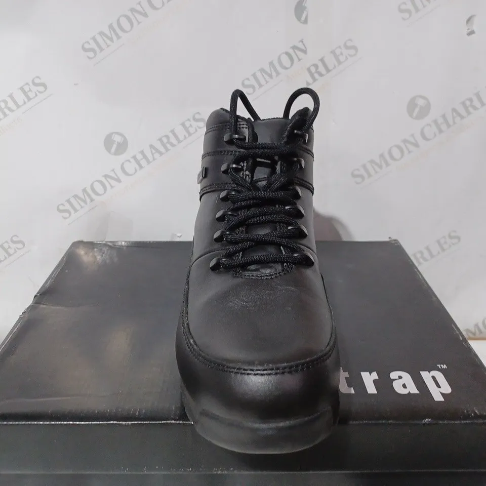 BOXED FIRE TRAP MENS RHINO BOOTS - SIZE 10