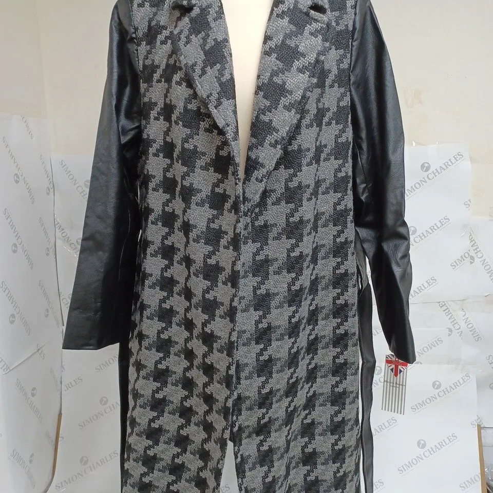 HELENE BERMAN DOGTOOTH COAT IN DARK GREY WITH CONTRAST SLEEVES - 16