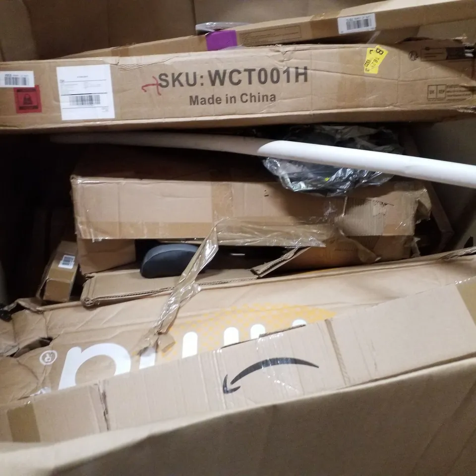 PALLET CONTAINING ASSORTED PRODUCTS INCLUDING MOSQUITO NET, MOBIARCHER COMPETITIVE SPORTS TOYS, PULL UP BAR, POOL TUBING & CAR WINDOW TINT FILM 
