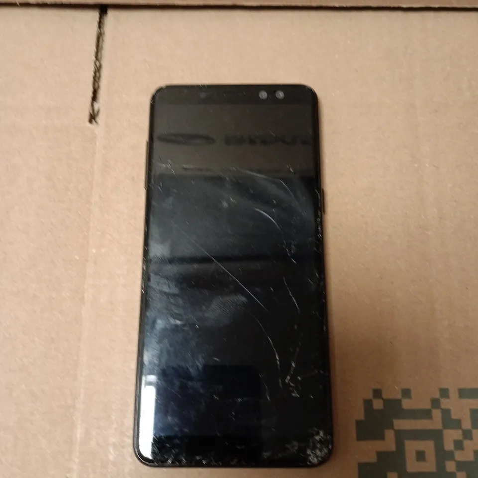 SAMSUNG GALAXY SMARTPHONE –SM-A530F/DS