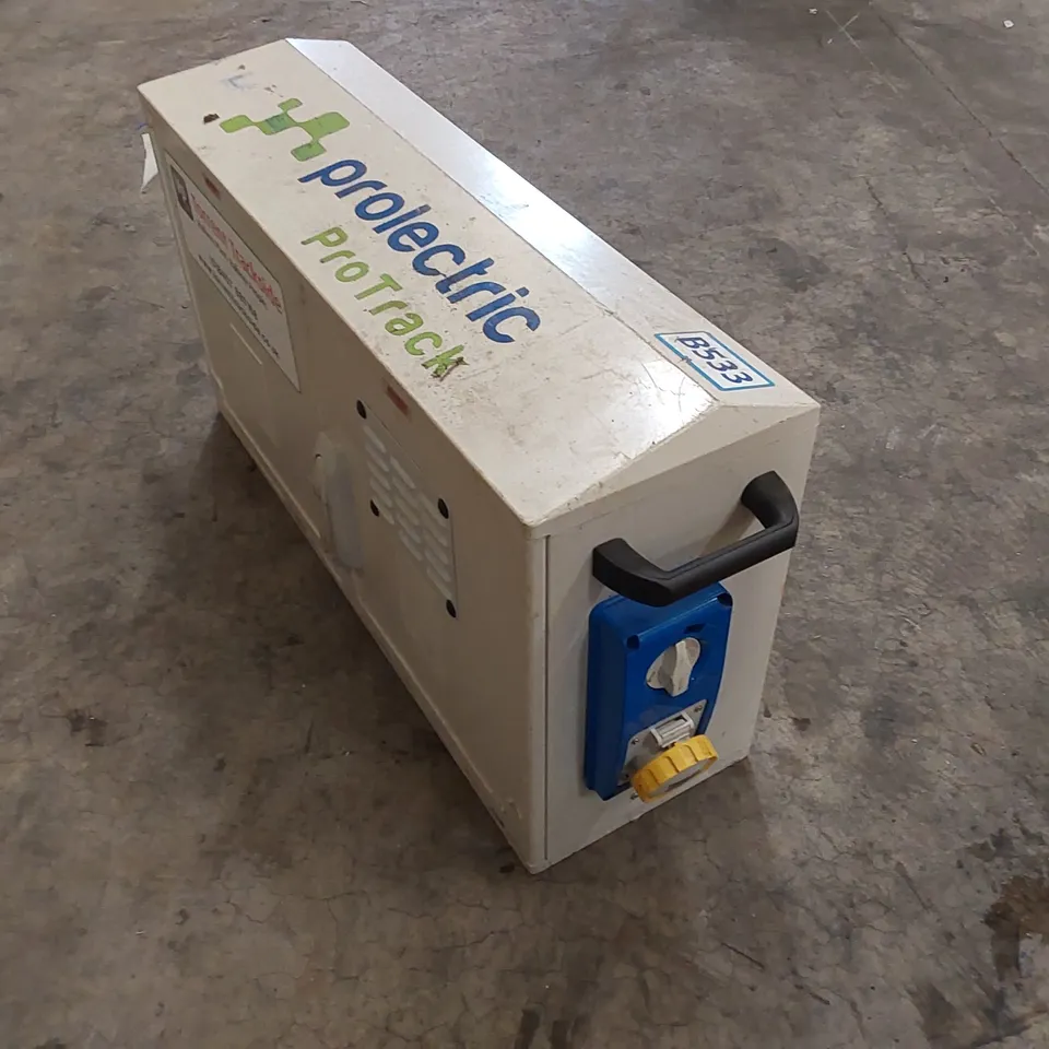 PROTRACK LIGHTING BATTERY POWER PACK