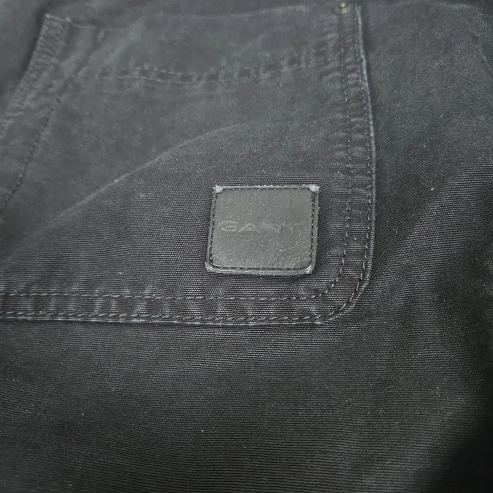 GANT OVERSIZED BOX PADDED WORK JACKET SIZE XL