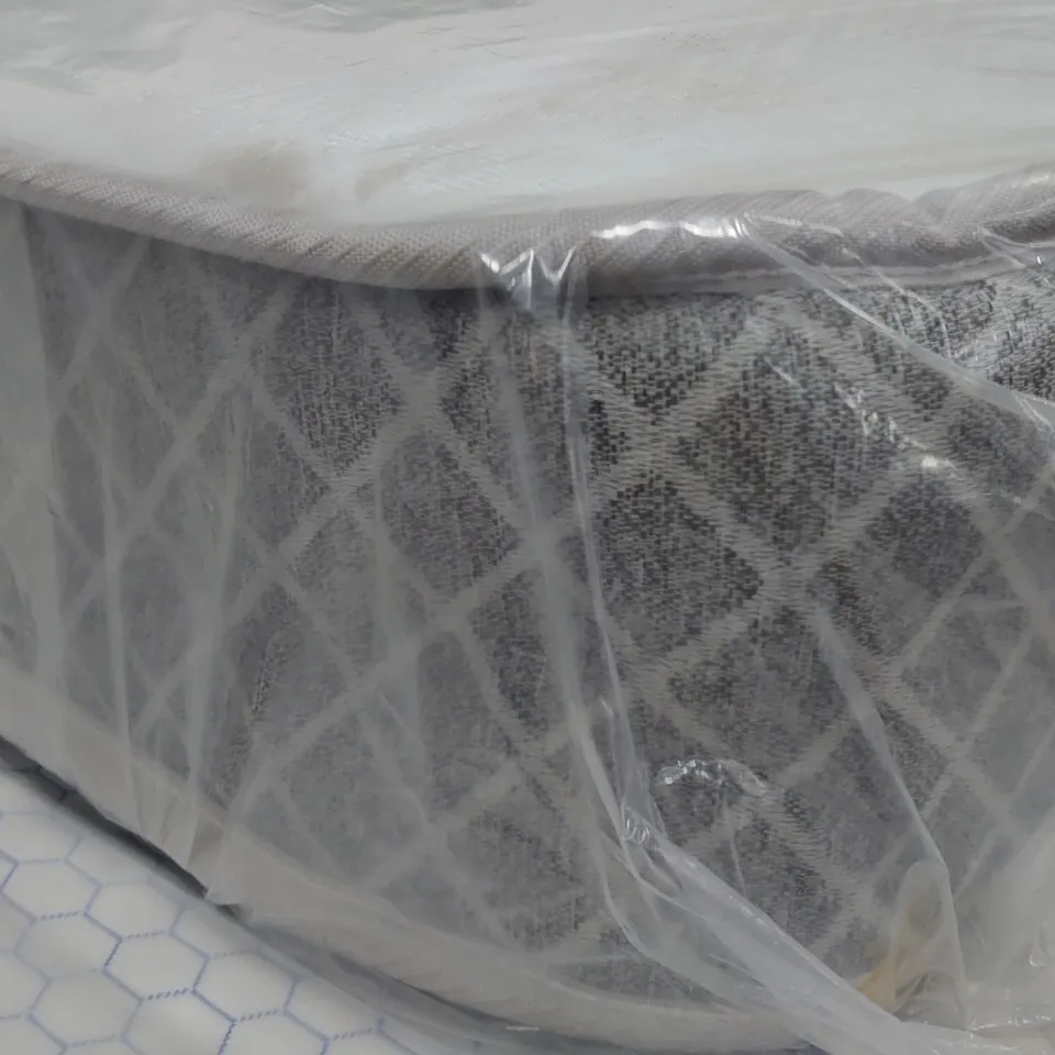 SINGLE MATTRESS - APPROX 90X185CM
