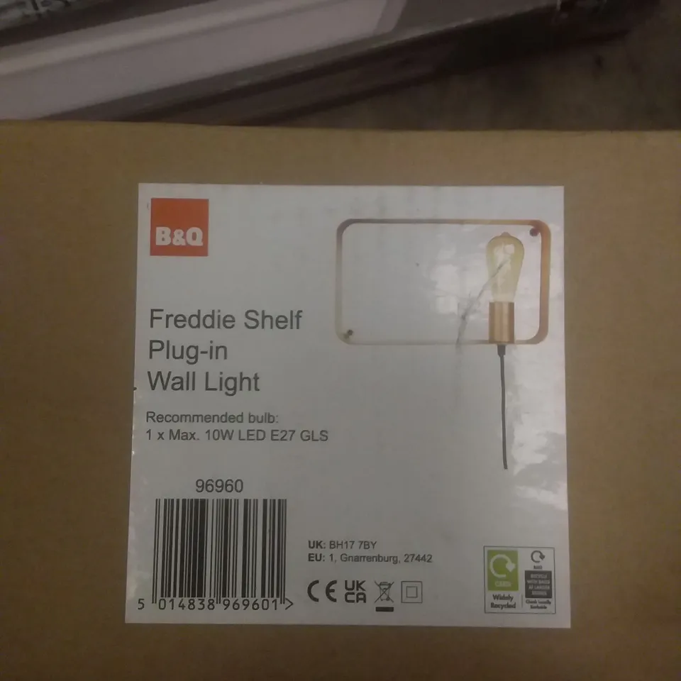 X3 BOXED FREDDIE SHELF PLUG-IN WALL LIGHT 10W LED