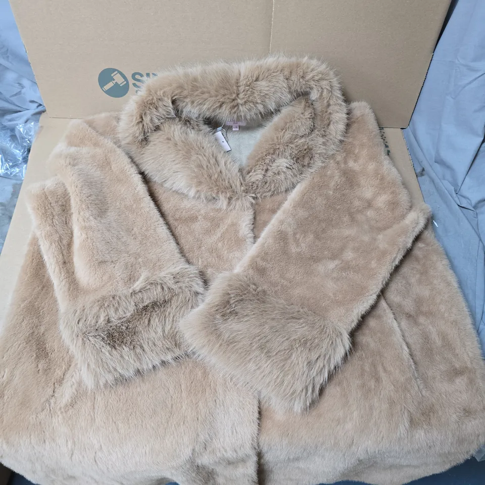 LARGE QUANTITY OF FUR STYLE COATS IN VARIOUS SIZES  - COLLECTION ONLY