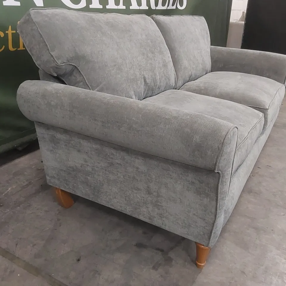 QUALITY DESIGNER WILLIAM FABRIC UPHOLSTERED 3 SEATER SOFA