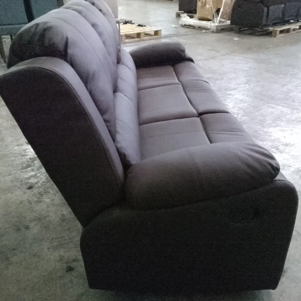 QUALITY DESIGNER CHICAGO 3 SEATER MANUAL RECLINER SOFA - DARK BROWN LEATHER