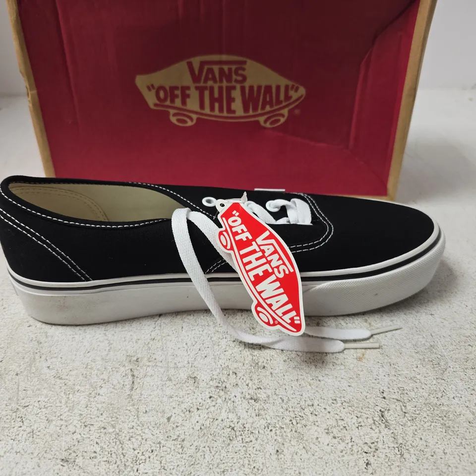 VANS AUTHENTIC BLACK CANVAS PLATFORM TRAINERS – UK 8 (MEN'S) – BOXED