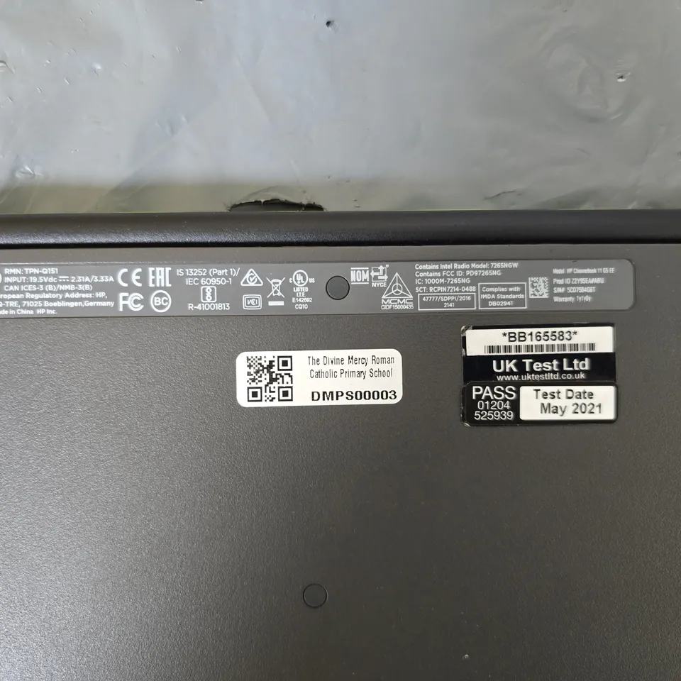 HP CHROMEBOOK LAPTOP WITH LIME-GREEN TRIM (CHROME OS)