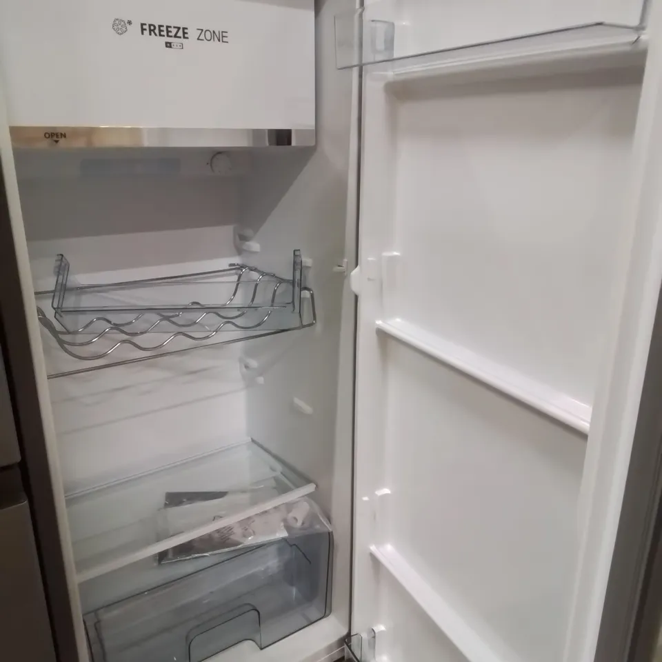 HISENSE FREESTANDING RETRO FRIDGE IN SILVER - (RR220D4BDE)