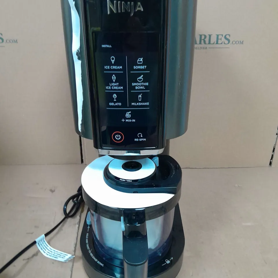 NINJA CREAMI - ICE CREAM MAKER