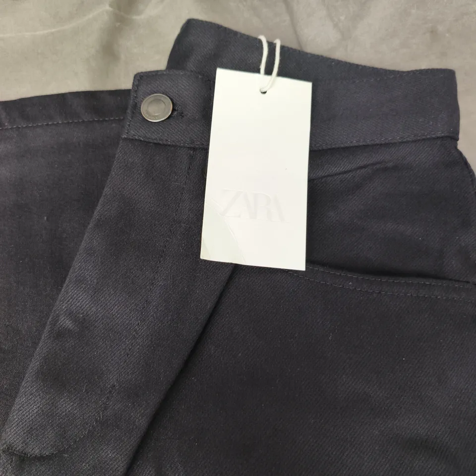 ZARA WOMEN’S TROUSERS – UK 8 (EU 36) BLACK