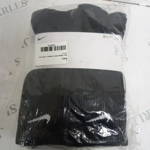 NIKE BLACK SOCKS SIZE 8-11