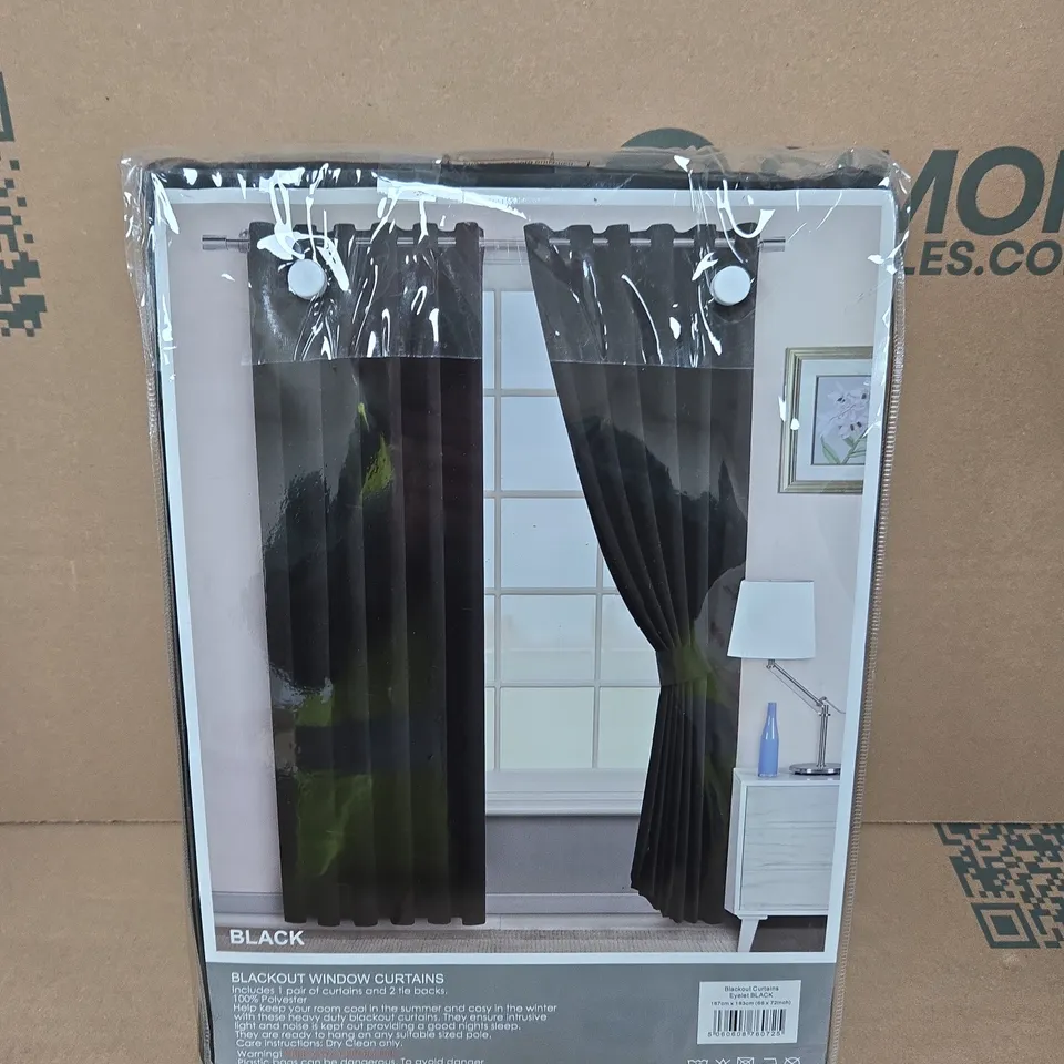 BLACKOUT WINDOW CURTAINS, SOLAR THERMAL EYELET – 66X72 IN (167X183 CM) – READY MADE