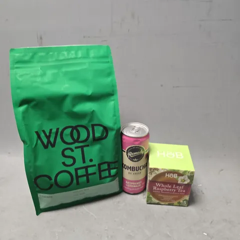 APPROXIMATELY 11 ASSORTED DRINKS ITEMS TO INCLUDE - KOMBUCHA RASPBERRY LEMONADE , H&B WHOLE LEAF RASPBERRY TEA ETC