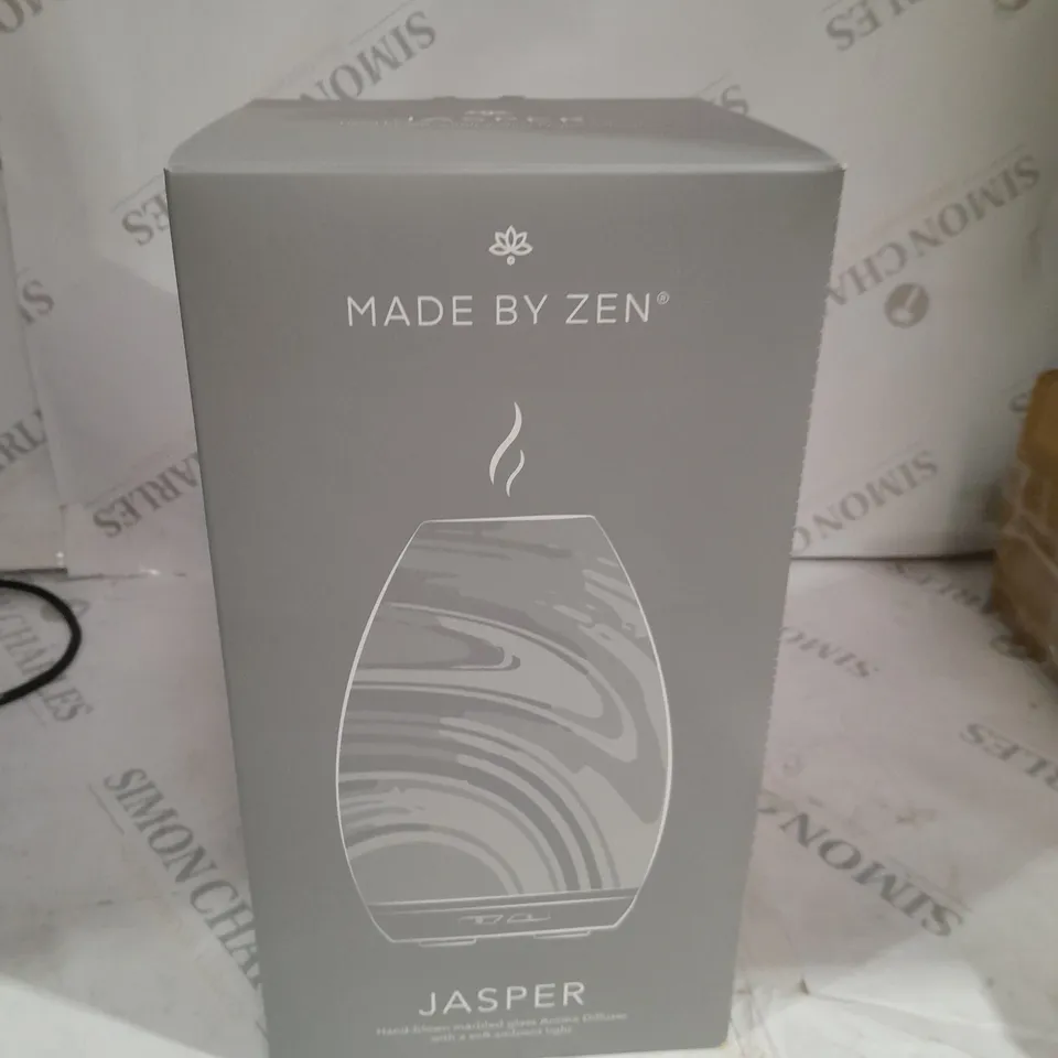 BOXED MADE BY ZEN JASPER HAND-BLOWN GLASS AROMA DIFFUSER