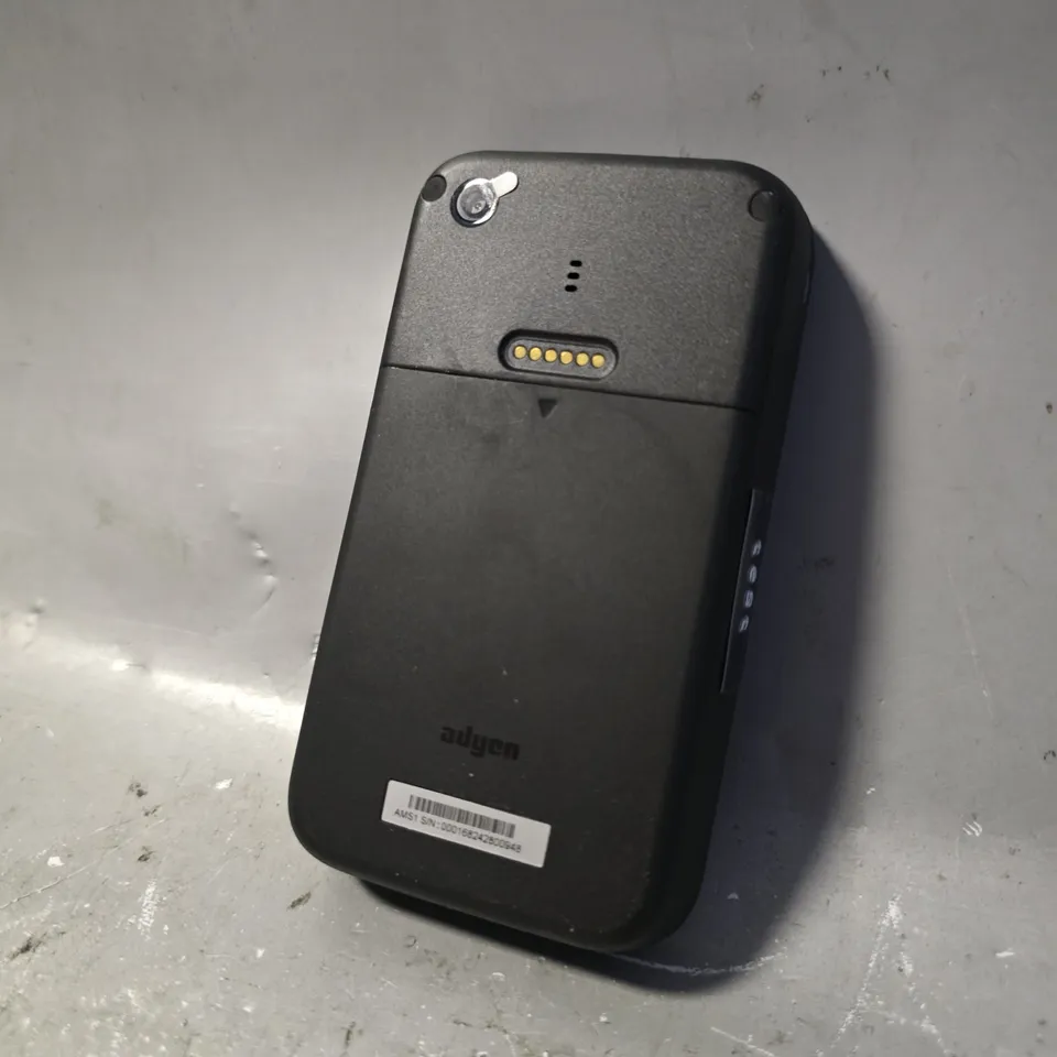ADYEN AMS1 TEST TERMINAL 