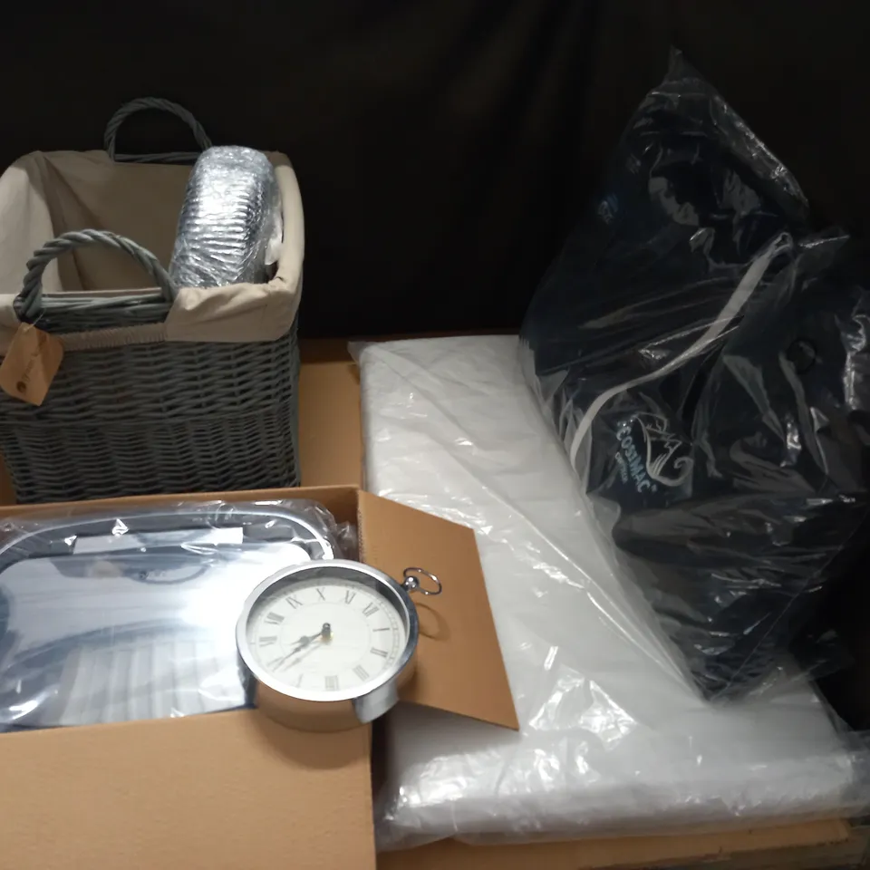 LOT OF 6 ASSORTED HOUSEHOLD ITEMS TO INCLUDE COSIMAC DRYING ROBE, WICKER BASKET AND COT MATTRESS