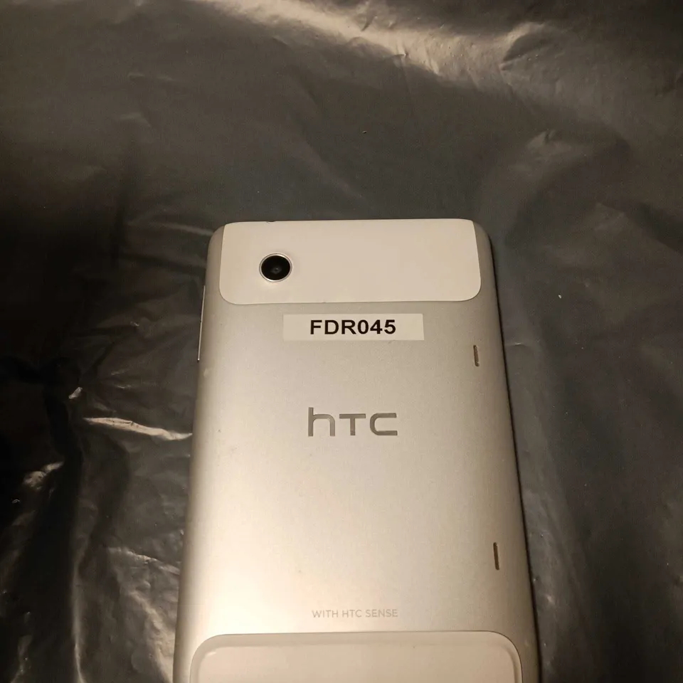 HTC TABLET – SILVER BACK, WITH HTC SENSE